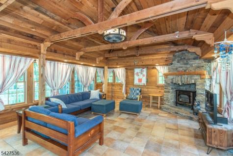 24 Brookvale Road Kinnelon NJ 07405