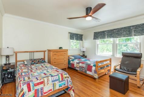 24 Brookvale Road Kinnelon NJ 07405