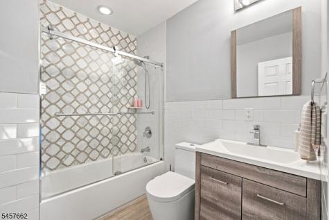 354 Highland Avenue City Of Orange NJ 07050