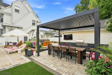 354 Highland Avenue City Of Orange NJ 07050