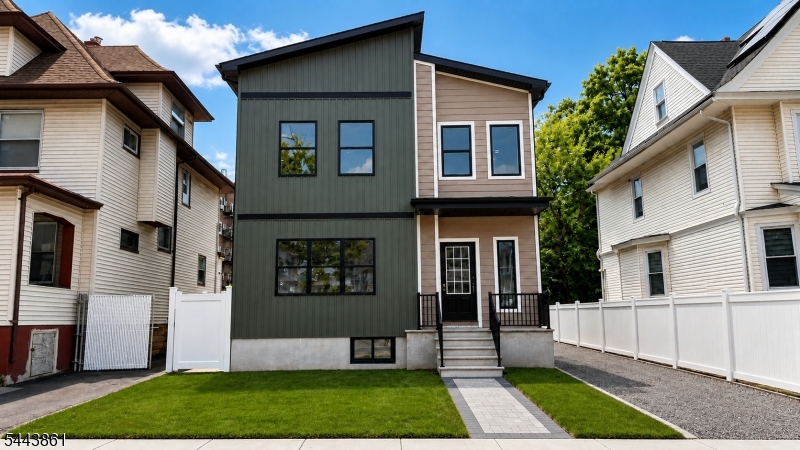 21 Hampton Terrace East Orange NJ 07018