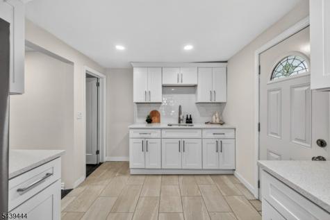 1380 Hamilton Street Elizabeth NJ 07208