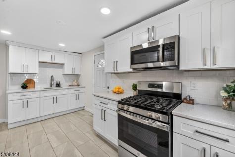 1380 Hamilton Street Elizabeth NJ 07208