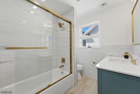 240 Crawford Place Elizabeth NJ 07208