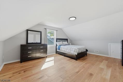 240 Crawford Place Elizabeth NJ 07208