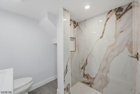 240 Crawford Place Elizabeth NJ 07208