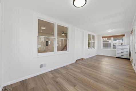 240 Crawford Place Elizabeth NJ 07208