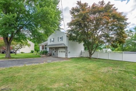 6 Honeyman Drive Roxbury NJ 07876