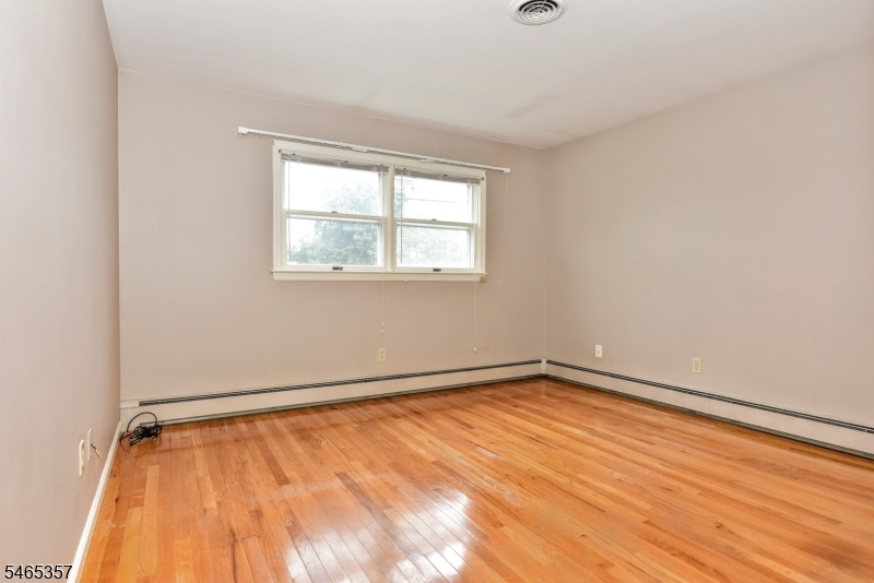 19 Dogwood Drive Newton NJ 07860