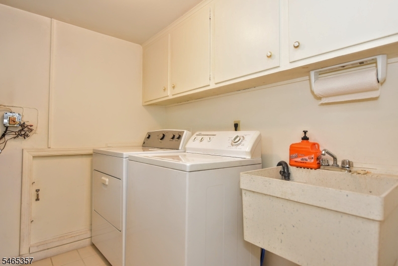 19 Dogwood Drive Newton NJ 07860