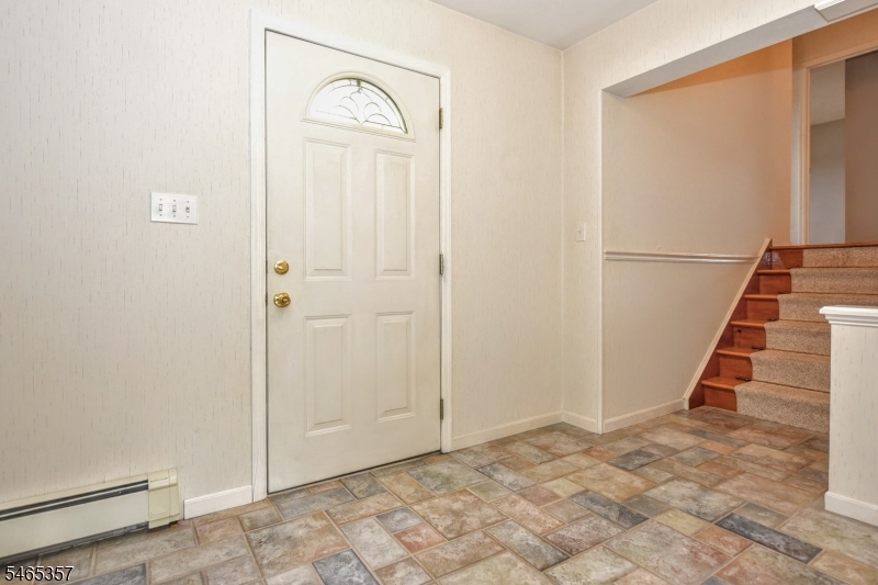 19 Dogwood Drive Newton NJ 07860