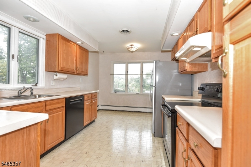 19 Dogwood Drive Newton NJ 07860