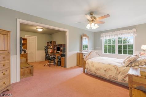6 Varnon Court Hillsborough NJ 08844