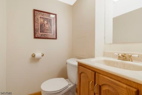 6 Varnon Court Hillsborough NJ 08844
