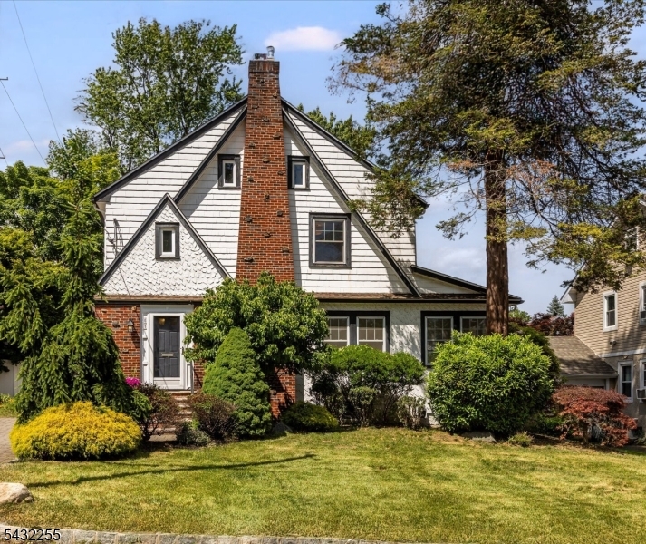 61 Luddington Road West Orange NJ 07052