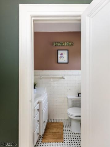 61 Luddington Road West Orange NJ 07052