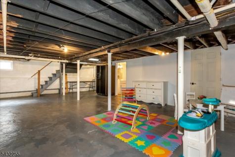 61 Luddington Road West Orange NJ 07052
