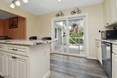 631 Concord Circle Ewing NJ 08618