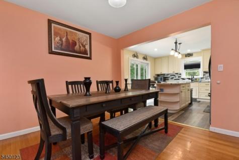631 Concord Circle Ewing NJ 08618