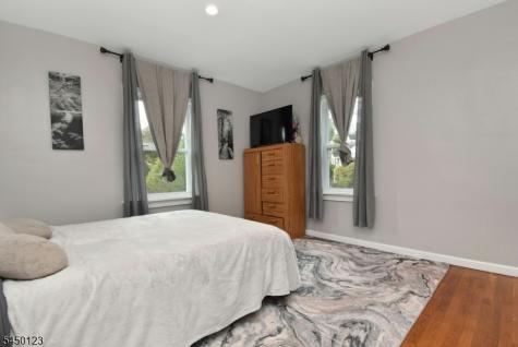 631 Concord Circle Ewing NJ 08618