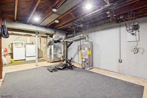 631 Concord Circle Ewing NJ 08618