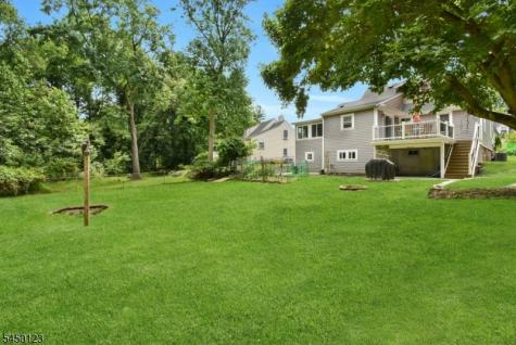 631 Concord Circle Ewing NJ 08618