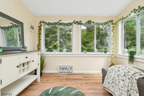 631 Concord Circle Ewing NJ 08618