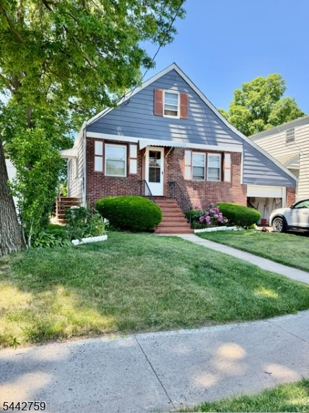 624 Chandler Avenue Roselle NJ 07203
