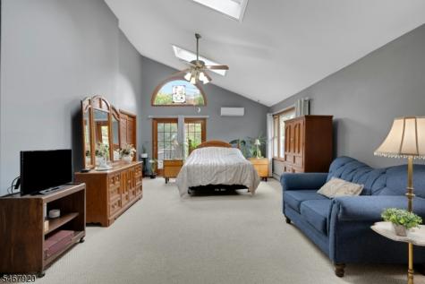 39 Hillside Avenue Jefferson NJ 07460