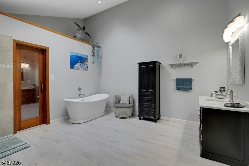 39 Hillside Avenue Jefferson NJ 07460