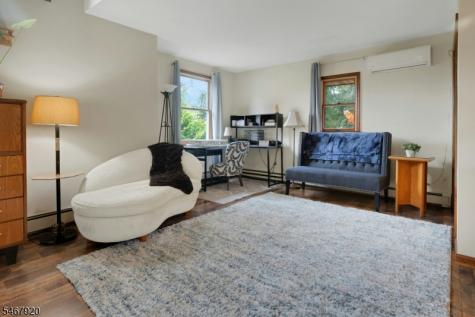 39 Hillside Avenue Jefferson NJ 07460
