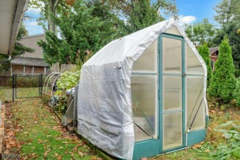 39 Hillside Avenue Jefferson NJ 07460