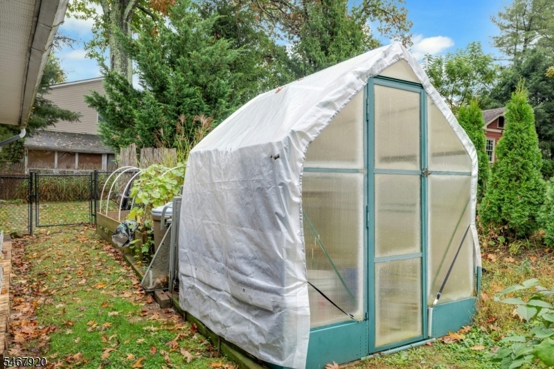 39 Hillside Avenue Jefferson NJ 07460