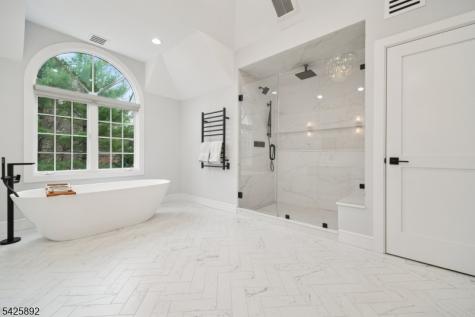 50 Sequoia Drive Watchung NJ 07069