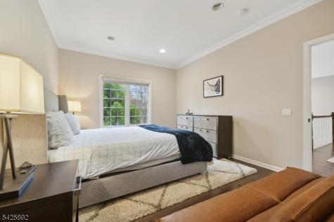 50 Sequoia Drive Watchung NJ 07069