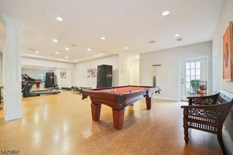 50 Sequoia Drive Watchung NJ 07069