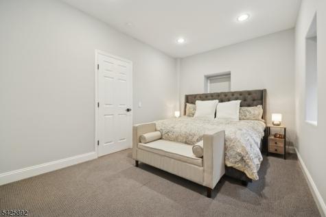 50 Sequoia Drive Watchung NJ 07069
