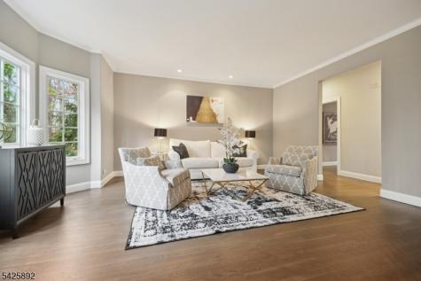 50 Sequoia Drive Watchung NJ 07069