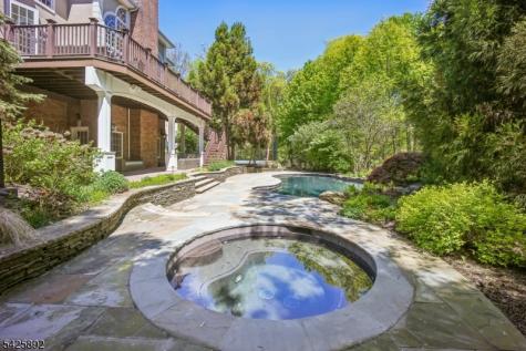 50 Sequoia Drive Watchung NJ 07069