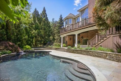 50 Sequoia Drive Watchung NJ 07069