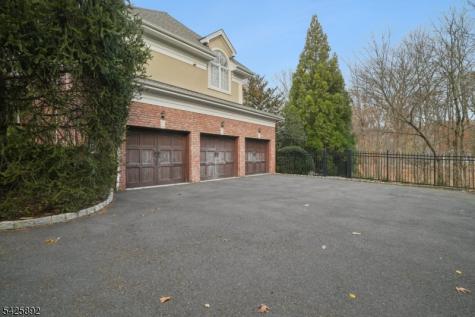 50 Sequoia Drive Watchung NJ 07069