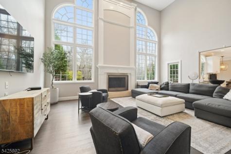 50 Sequoia Drive Watchung NJ 07069