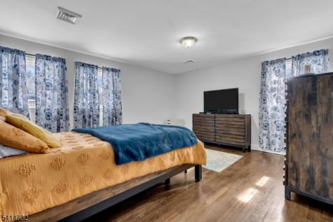 4 Korwel Court West Orange NJ 07052