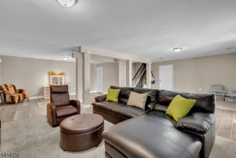 4 Korwel Court West Orange NJ 07052