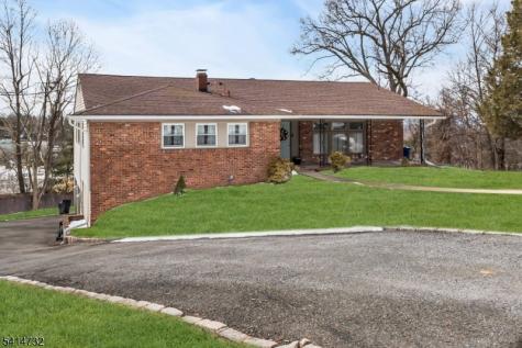 4 Korwel Court West Orange NJ 07052