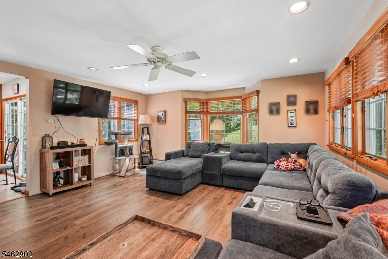 30 Pulaski Drive Jefferson NJ 07438