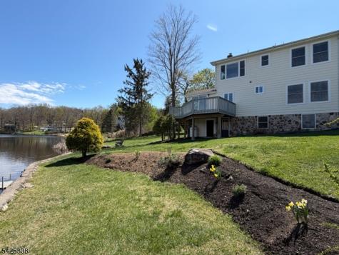 13 N Orchard Terrace Sparta NJ 07871