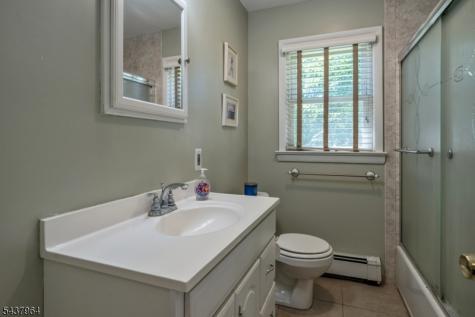 12 Waibel Drive Allendale NJ 07401