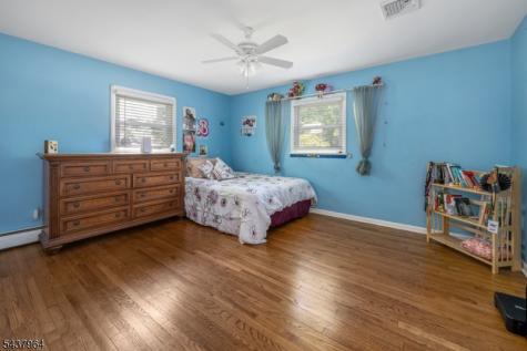 12 Waibel Drive Allendale NJ 07401