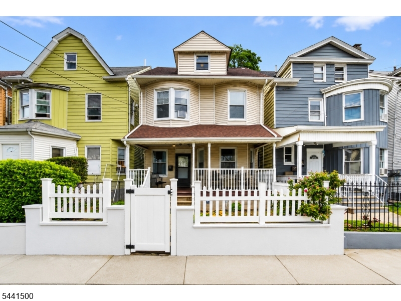 630 Madison Avenue Paterson NJ 07514